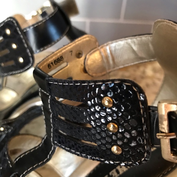 Platform pumps - Picture 2 of 6